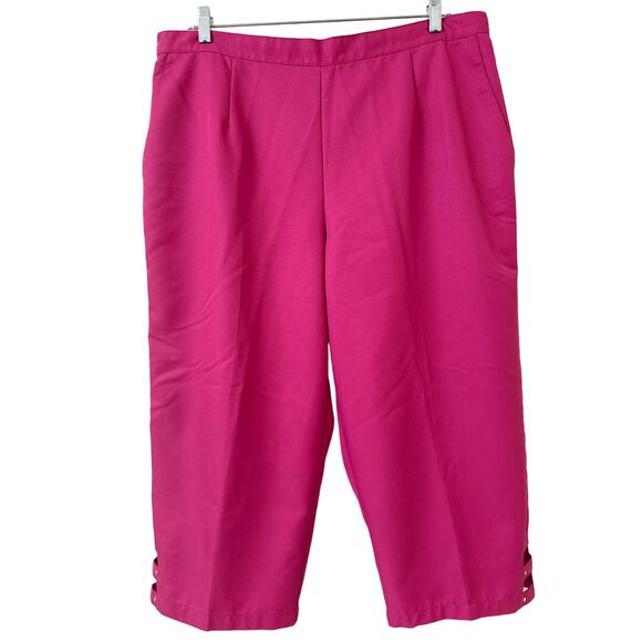 Alfred Dunner Woman 18W Pink Capris Flat Front Elastic Back Pockets Cutout Hem - Picture 1 of 4